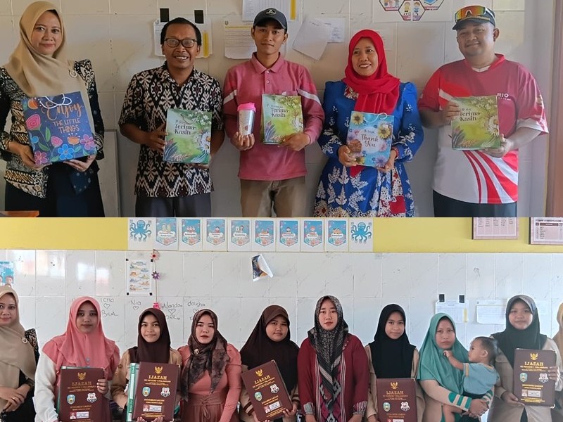 KEGIATAN PENYERAHAN IJAZAH DAN TRANSKRIP NILAI KEPADA WALI MURID KELAS VI TAHUN AJARAN 2025/2026